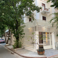 Cho Thuê Bt Căn Góc Lưu Hữu Phước, Mỹ Đình,Diện Tích250M2,Mặt Tiền20M, 4 Tầng 1 Hầm Căn Góc. Giá 80 Triệu/Th