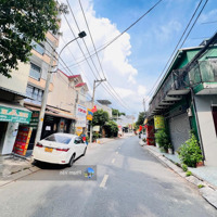 Nhà Chưa Qua Đầu Tư,Hẽm Xe Hơisát Phạm Văn Đồng- Khu Dân Trí, An Ninh - 81M2 Chuẩn Đẹp Vuông Vắn