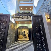 GIÁ 2,5 TỶ. NHÀ 3 TẦNG 200m2 MỚI 100% 3PN, 4WC. SỔ HỒNG RIÊNG, TP THỦ DẦU MỘT