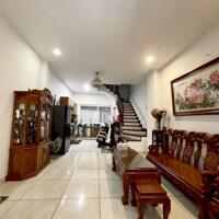 Bán nhà Nhật Chiêu - Công viên nước - Căn góc nhà đẹp ô tô vào - chỉ 17.8 tỷ.