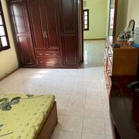 Cho thuê căn hộ Tập thể tầng 4 Khương Thượng 80m2, 3 ngủ, 9 Triệu