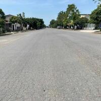 MẶT ĐƯỜNG NGUYỄN VĂN TỐ- Xóm 4 Nghi Phú .