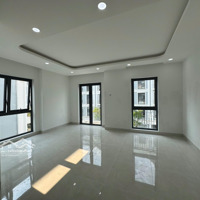 Biệt Thự Vinhomes Grand Park Hoàn Thiện Xịn, Cho Thuê Giá Tốt, Sân Vườn