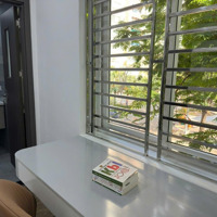 Chính Chủ Bán Nhanh Căn Hộ Chung Cư Tầng Cao Central Field 219 Trung Kính, 2N2W Đủ Đồ