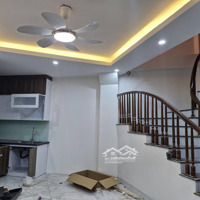 Bán Nhà Cầu Cốc Cạnh Khu Vinhomes Smart City, Ô Tô Gần Cửa 5 Tầng 30M2 Xây Mới Chỉ 5 Tỷ Ở Ngay