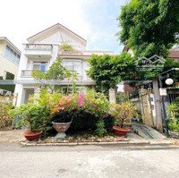 Biệt Thự Đơn Lập Đầy Đủ Công Năng Cần Bán,Giá Bán Thiện Chí 85 Tỷ Có Thương Lượng.