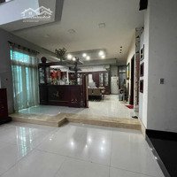 Chp Thuê Nhàmặt Tiềnphan Bá Phiến, Khu K300. Dt: 10X20M. 1 Trệt 3 Lầu St. Gara Ô Tô. Giá 45 Triệu/Tháng.