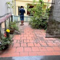 Cho thuê nhà ngõ ô tô Vũ Hữu, 3 tầng x 70m2, 4 ngủ, 15 Triệu, ở nhóm 8 người, VP c.ty