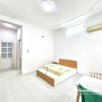 Phòng Cửa Sổ Full Nội Thất, Cửa Sổ Lớn Ở Nguyễn Trọng Tuyển, Gần Ngã Tư Phú Nhuận Giáp Q1,Phú Nhuận