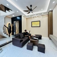 Phố Trần Khát Chân - 38M2, Cách Mặt Phố 10M - Ngõ Thông - Nhà Đẹp Ở Sướng - 6 Tầng Thang Máy, Giá 1