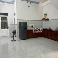 Chính Chủ Cần Cho Thuê Nhà Đẹp, 2 Tầng Mới Tại Kdt Lê Hồng Phong Ii, Nha Trang, Vị Trí Đẹp Gần Tttp