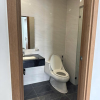 Cần Bán Gấp Căn Góc Chung Cư Happy One Centraldiện Tích70M2 2 Phòng Ngủ 2 Vệ Sinhgiá Bán 2Tỷ4 Đã Bao Gồm 5% Ra Sổ ,Tầng15