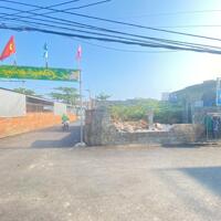 Cho thuê lô đất 300m2 – 3 Mặt tiền Nguyễn Tất Thành – Vị trí siêu VIP