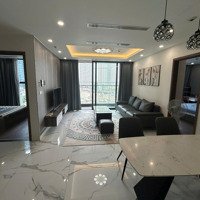 Thuê Căn Hộ Siêu Rẻ Tại Sunshine City - Chỉ 20 Triệu/Tháng!
