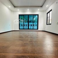Bán Nhà Trung Tâm Ba Đình - Phố Đội Cấn Thang Máy 36M, 6 Tầng, 7.9 Tỷ
