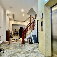 Sale Mạnh! Phố Hoàng Quốc Việt, Lô Góc 2 Thoáng, Ô Tô Vào Nhà, Thang Máy, Full Đồ, 63M X 6T