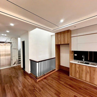 Bán Nhà Mới Xây 5 Tầng, Gần Cầu Vĩnh Tuy Long Biên Chỉ 6 Ty