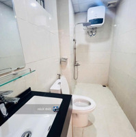 Bán Gấp Căn Hộ Chung Cư Kđt Trung Hoà Nhân Chính- 65M- Căn Góc- 2 Ngủ- Full Đồ Ở Luôn