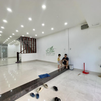 Cho Thuê Nhà 3 Tầng 3 Phòng Ngủ Mặt Tiền Thích Quảng Đức Giá Bán 16 Triệu/ Tháng