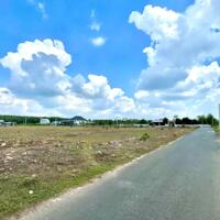 CẦN BÁN 480M2 ĐẤT Ở NGAY CHỢ, TRƯỜNG HỌC ĐI VÀO 200M LÀ TỚI. GIÁ 190 TRIỆU