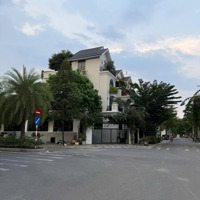 Chủ Kẹt Tiền Bán Lô 7X20M 190 Triệu/M2, Np 5X20M 195 Triệu/M2 Sài Gòn Mystery Villas Q.2 Liên Hệ: 0936890795