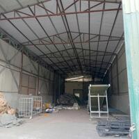 Cho thuê kho Xưởng Nguyễn Khoái 330M2 +27 Triệu- Công đỗ cổng-3 pha