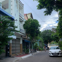 Bàn Gấp Căn Nhà 3 Tầng Đẹp Mặt Tiền Lữ Gia, Cách Biển Quy Nhơn 500M, Hướng Đông Nam Mát Mẻ Sinh Khí
