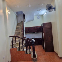 Cho Thuê Nhà Riêng 4 Phòng Ngủ 4 Vệ Sinh 35M2 Tại Đặng Tiến Đông, Trung Liệt, Đống Đa, Hà Nội, 12 Triệu