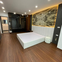 Bán Nhà 9T Thang Máy Mặt Phố Hoàng Quốc Việt Ô Tô Dừng Đỗ Ngày Đêm Giá Chỉ 20.5 Tỷ