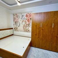 Kẹt vốn bán gấp nhà lô góc hẻm 256 Phan Huy Ích, P12, Tân Bình. Giá sốc 5tỷ8/căn 6.5x16m. Sổ riêng.