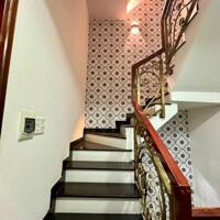 Kẹt vốn bán gấp nhà lô góc hẻm 256 Phan Huy Ích, P12, Tân Bình. Giá sốc 5tỷ8/căn 6.5x16m. Sổ riêng.