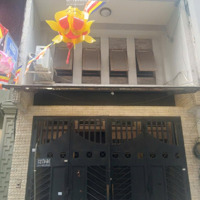 Nhà Riêng, Xây Dựng Kiên Cố, Mua Bán Chính Chủ