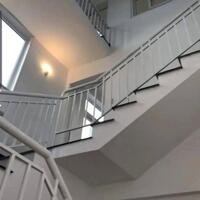 Bán nhà 3 tầng 5 phòng ngủ Kiệt ôtô Lê Thánh Tôn, phường Thuận Thành, TP Huế, sát bên Đại Nội Huế, chỉ 4 tỷ