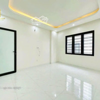 Dãy 6 Căn Nhà Cực Đẹp Có Sân Cổng Cạnh Chợ 208 Phường Hùng Vương Quận Hồng Bàng Giá Chỉ Từ 2,7 Tỷ.