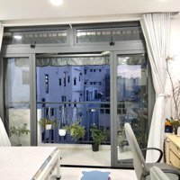 Cho Thuê Studio Ban Công Gần Phan Xích Long - Đầy Đủ Nội Thất, Có Thang Máy Dọn Phòng