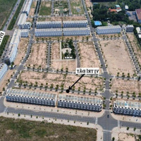 Chủ Đáo Hạng Ngân Hàng. Nên Bán Gấp Lô 100M2 Stc Giá Bán 2,56Tỷ Ngay Đường Dt769, Đã Có Sổ. Ưu Tiên Cọc