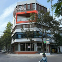 Cho Thuê Văn Phòng, View Đẹp, Không Gian Đẳng Cấp!