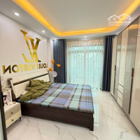 Nhà 4 Tầng Lô Góc Trung Tâm Thành Phố