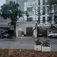 Bán Nhà Tân Cổ Điển Mặt Đường Tây Tựu Có Thang Máy, Diện Tích 121,5M2 Mặt Tiền 5,16M. 0975456099