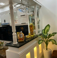Chính Chủ Bán Nhà Hẻm Xe Hơi Trần Quang Diệu, P14, Q3. Diện Tích: 55M2(4X17M) - 3 Tầng Chỉ 9 Tỷ Tl