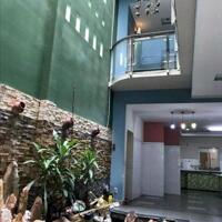 Nhà MT đường vị trí ngay trung tâm Phú Nhuận, đẹp mà giá rẻ, không lỗi phong thủy. 5x28m. CN:139m