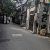 Nhà MT đường vị trí ngay trung tâm Phú Nhuận, đẹp mà giá rẻ, không lỗi phong thủy. 5x28m. CN:139m