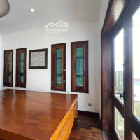 Bán Nhà Riêng Phố Lạc Long Quân, View Hồ Tây, Diện Tích: 52M2 X 5 Tầng, Gara Ô Tô 7 Chỗ. Giá Chào 20 Tỷ