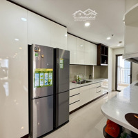 Cho Thuê Cc 2 Phòng Ngủ 120M2, 27 Triệu Tại The Tresor, Bến Vân Đồn, Q4, Hcm Bao Đẹp