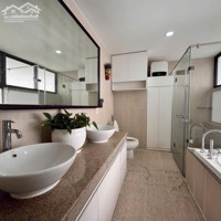 Cần Cho Thuê Căn Hộ Panorama Phú Mỹ Hưng, 143M2 2 Phòng Ngủ 2 Vệ Sinh Giá Bán 45 Triệu Full Nội Thất. Liên Hệ: 0906385525