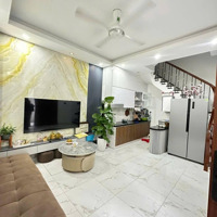 Bán Nhà Mặt Ngõ Khương Trung Cạnh Trường Tiểu Học 25M2, 5 Tầng Lô Góc, 20M Ra Mặt Phố Giá Chỉ 5.8Tỷ