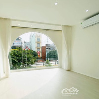 Cho Thuê Nhà Phố Thái Hà,Diện Tích100M2 X 3 Tầng,Mặt Tiền4M Nở Hậu 6M, Nhà Mới, Có Thang Máy Và Hầm, Giá Tốt