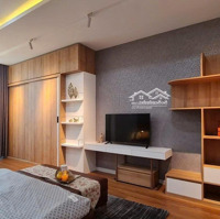 Nhà Mặt Tiền Đẹp Mới Tinh, Đường Lớn, Gần Sân Bay 455C Lê Văn Sỹ, P. 1, Q. Tân Bình