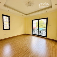 Bán Nhà Hoàng Mai 47M2 - Ngõ Thông Tứ Phía - Full Tiện Ích - Ô Tô Đỗ Cửa - Gần Chợ, Trường Học