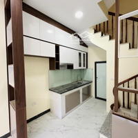 Bán Nhà Hoàng Mai 47M2 - Ngõ Thông Tứ Phía - Full Tiện Ích - Ô Tô Đỗ Cửa - Gần Chợ, Trường Học